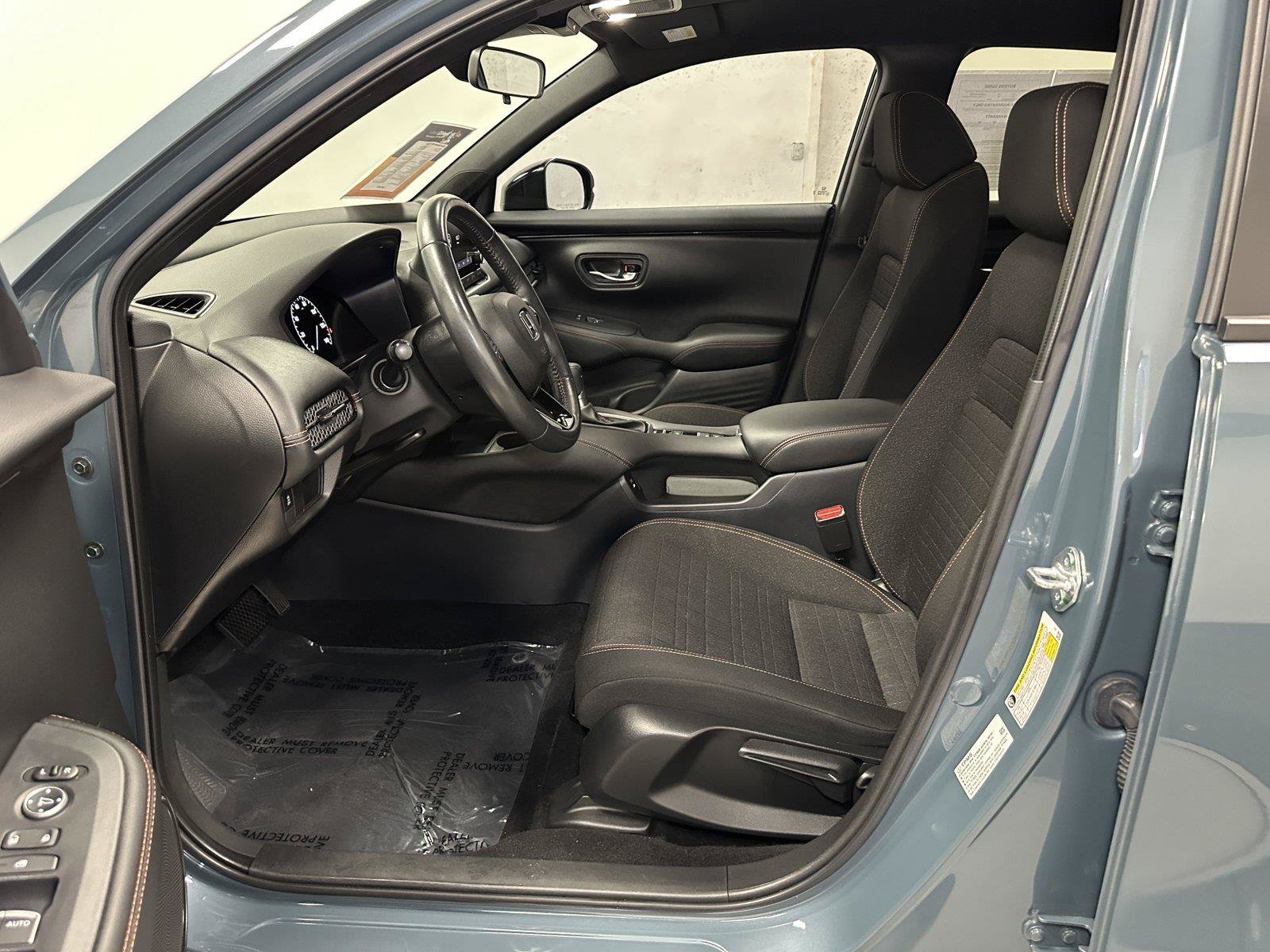 Used 2024 Honda HR-V Sport image 22