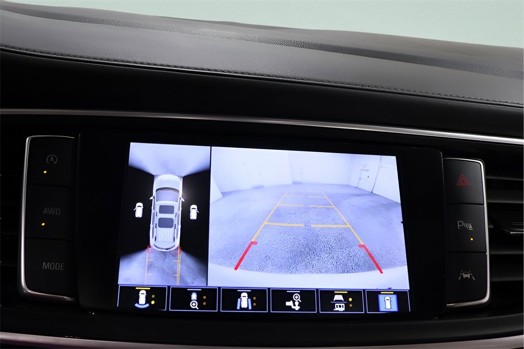 Used 2023 Buick Enclave Avenir w/ Avenir Technology Package image 15