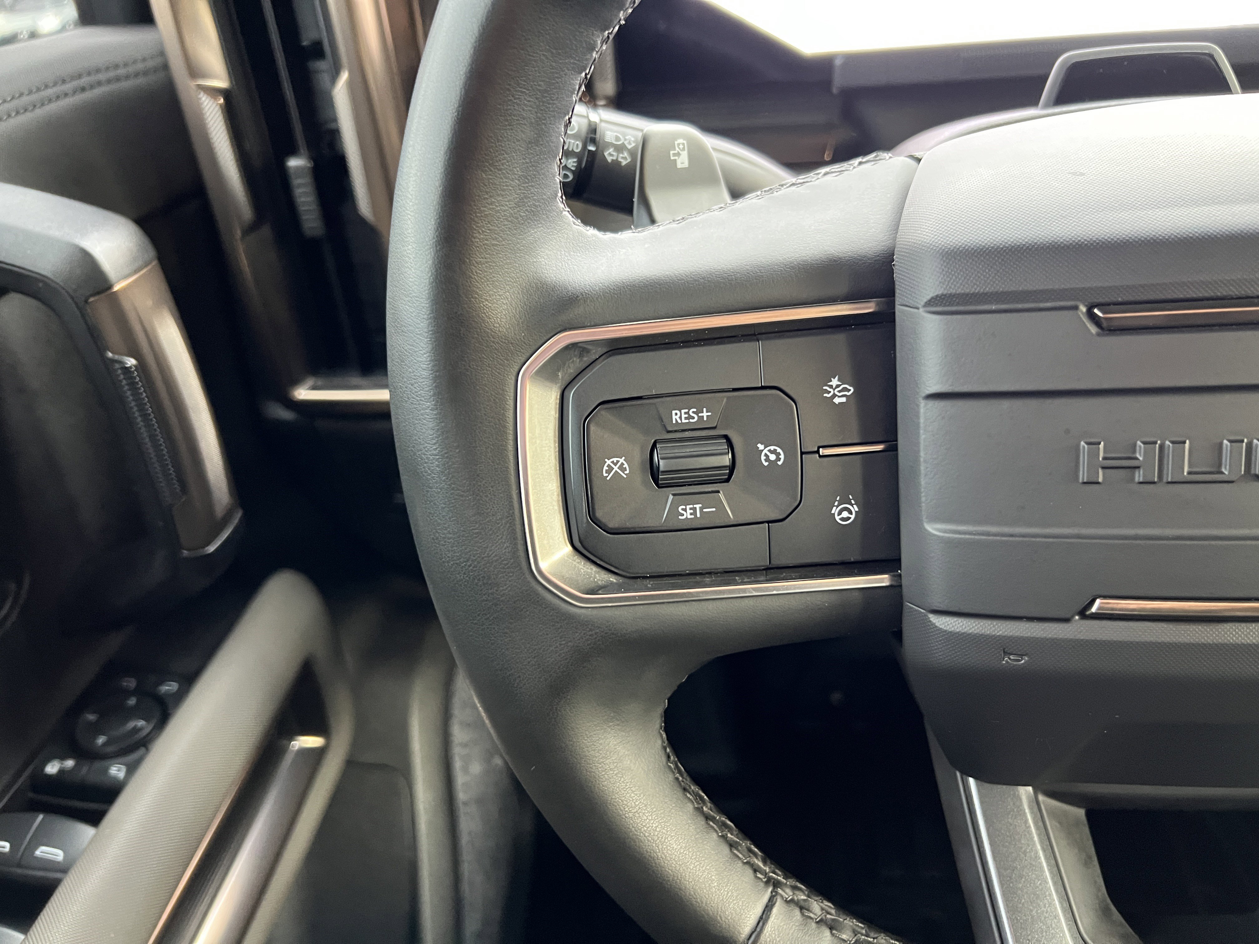 Used 2025 GMC Hummer EV 3X AWD/4WD image 26