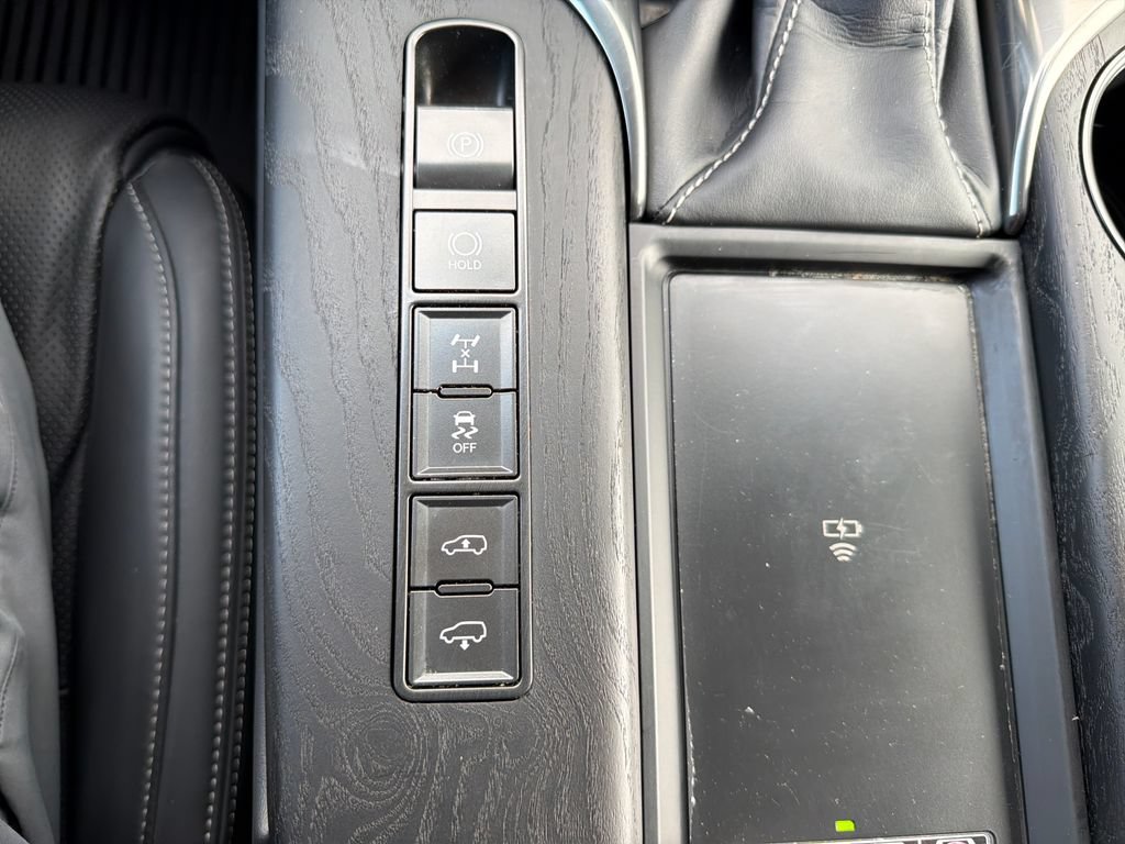 Used 2023 Lexus LX 600 4WD w/ Appearance Package image 28