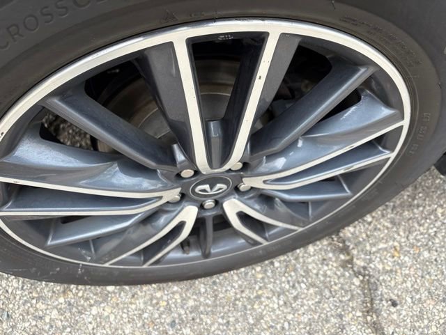 Used 2019 INFINITI QX60 Luxe w/ Sensory Package AWD/4WD image 9