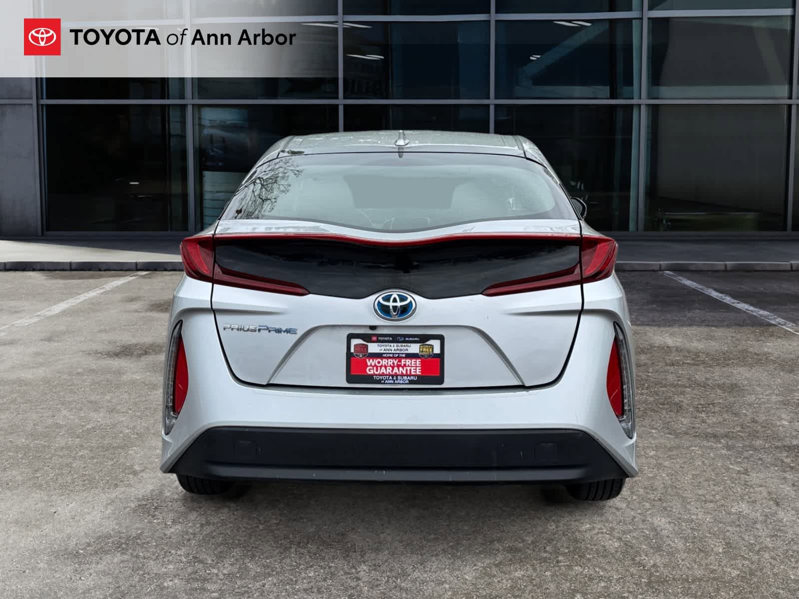 Used 2018 Toyota Prius Prime Premium FWD image 10