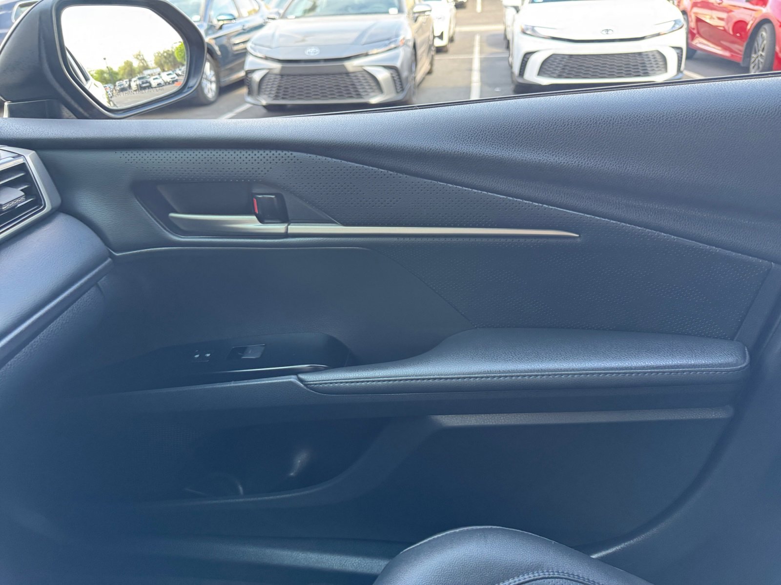 Used 2025 Toyota Camry XSE image 16