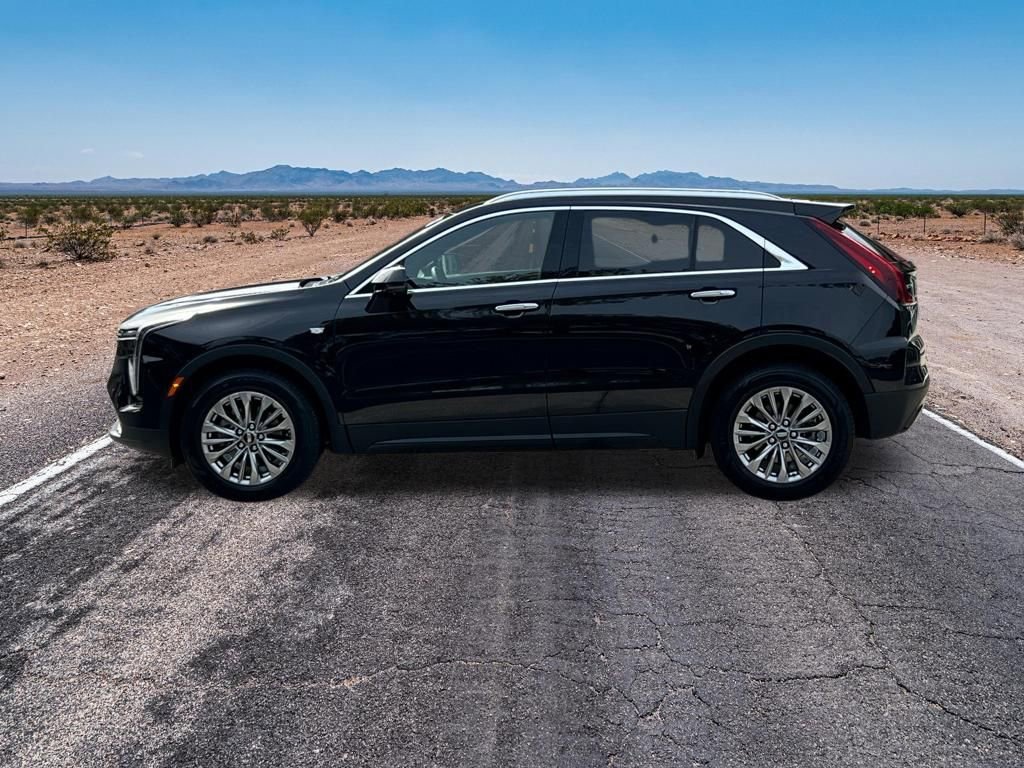 Certified 2025 Cadillac XT4 Premium Luxury image 13