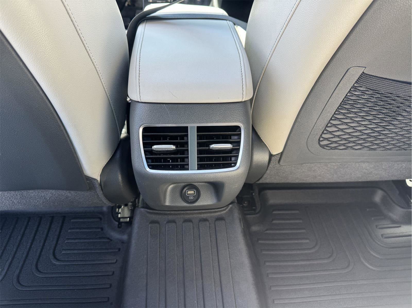 Used 2023 Hyundai Sonata Limited FWD image 11