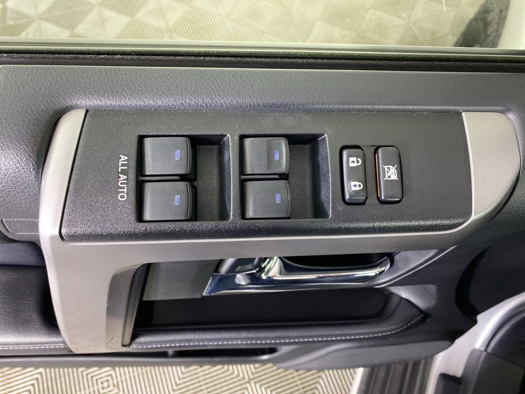 Used 2020 Toyota 4Runner SR5 Premium image 17