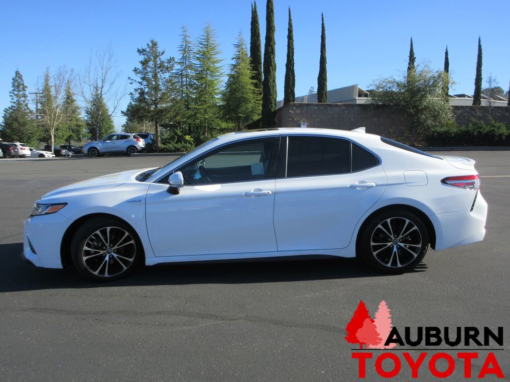 Certified 2018 Toyota Camry SE w/ Audio Package image 6