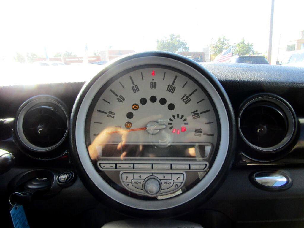 Used 2010 MINI Cooper S image 22