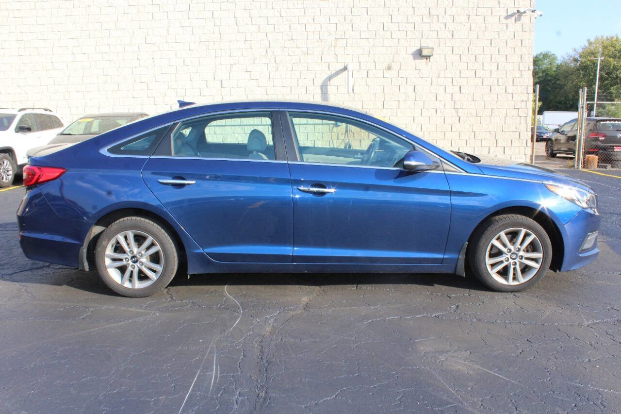 Used 2015 Hyundai Sonata ECO w/ Option Group 08 FWD image 6