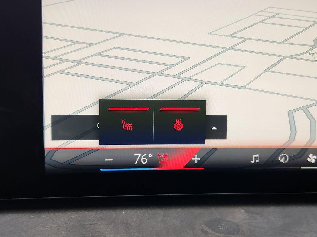 New 2026 BMW X5 xDrive50e w/ Premium Package image 15