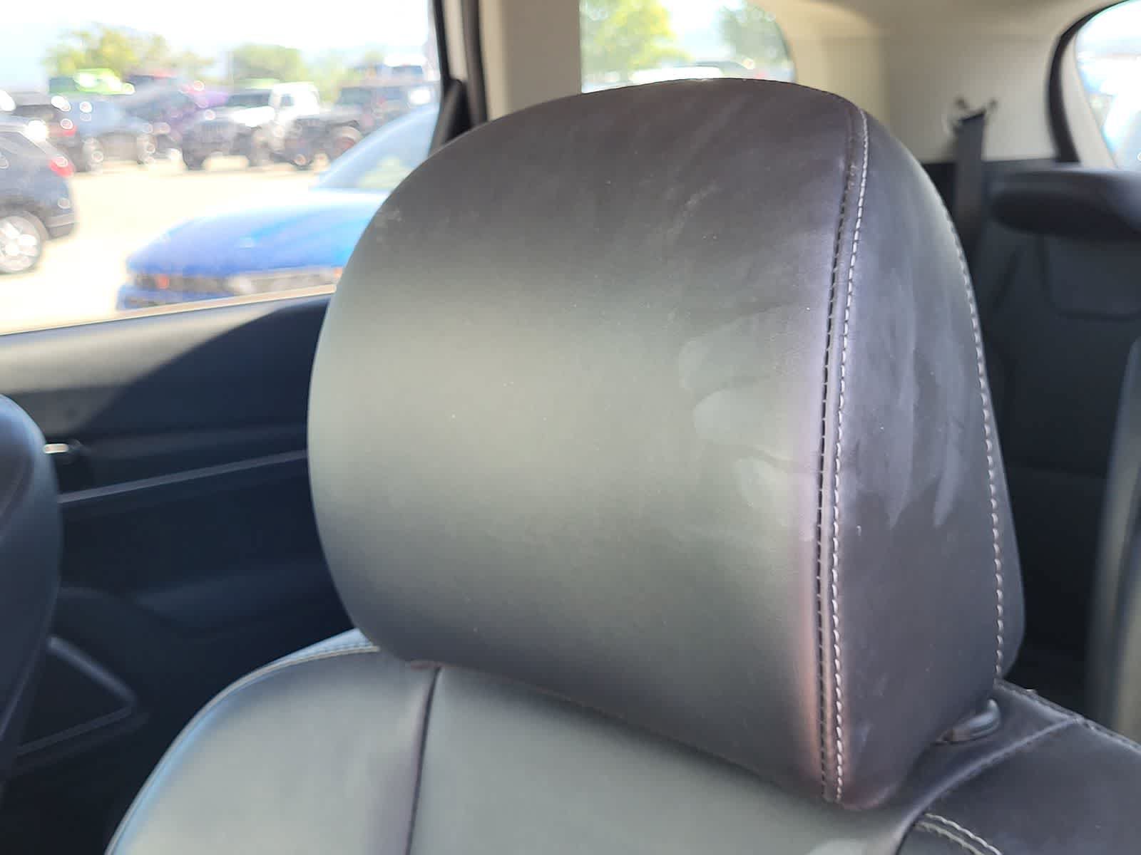 Used 2024 Kia Telluride S w/ S Sunroof Package FWD image 11