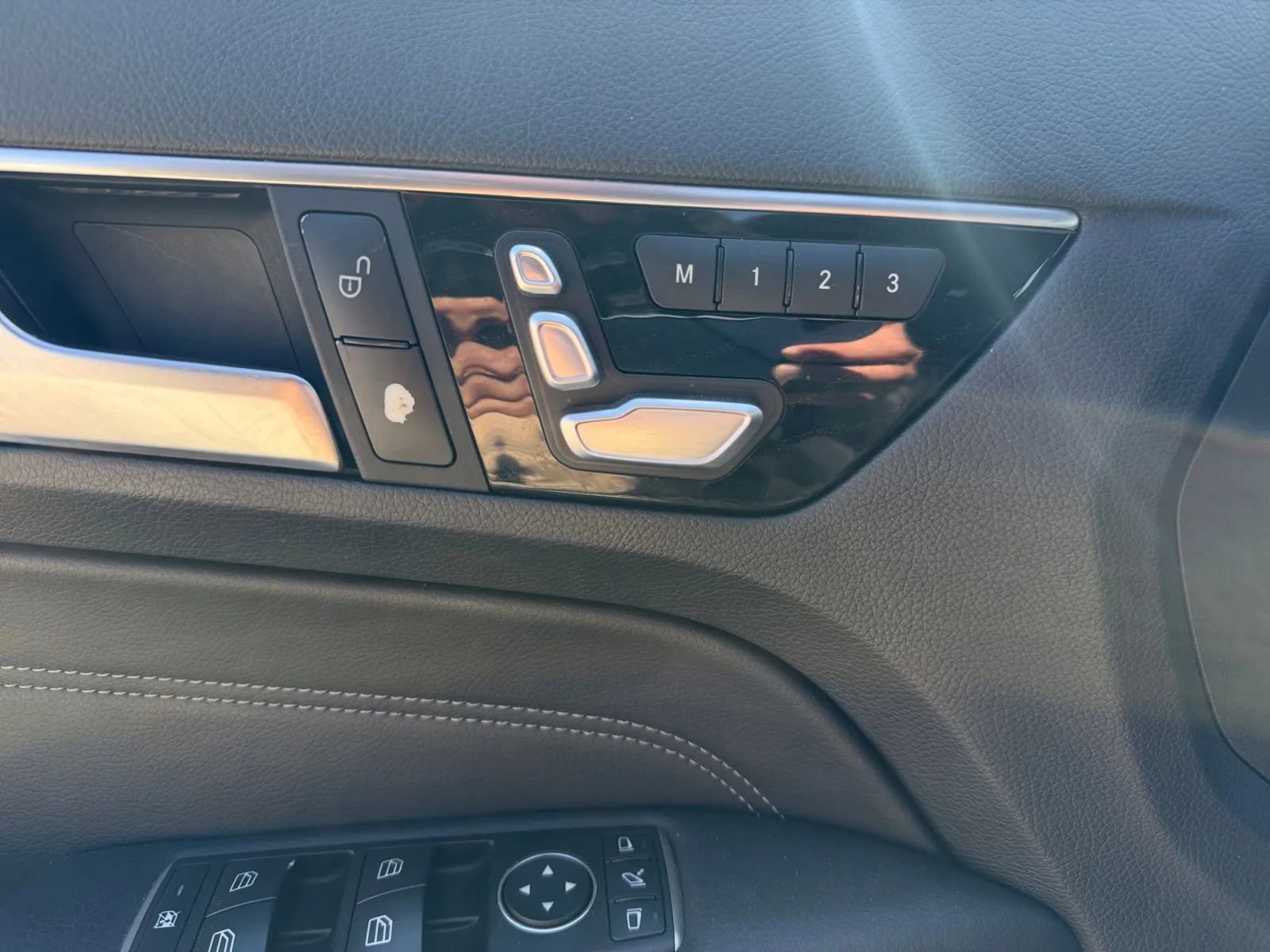 Used 2017 Mercedes-Benz E 400 4MATIC Coupe image 18