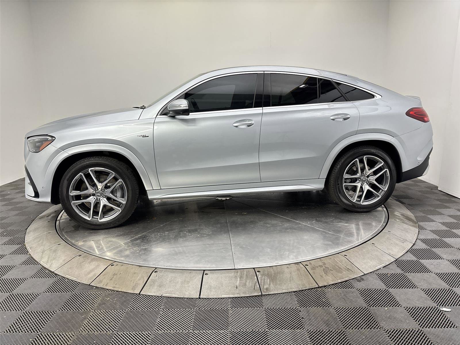 Used 2025 Mercedes-Benz GLE 53 AMG 4MATIC Coupe image 16