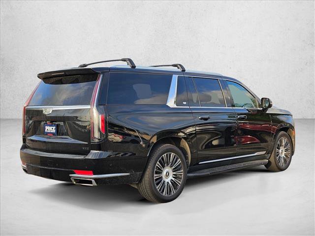 Used 2022 Cadillac Escalade ESV Premium Luxury w/ Performance Package AWD/4WD image 5
