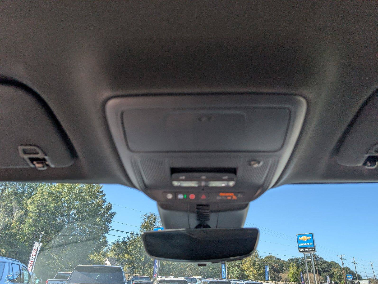 New 2027 Chevrolet Traverse LT w/ Driver Confidence Package FWD image 37