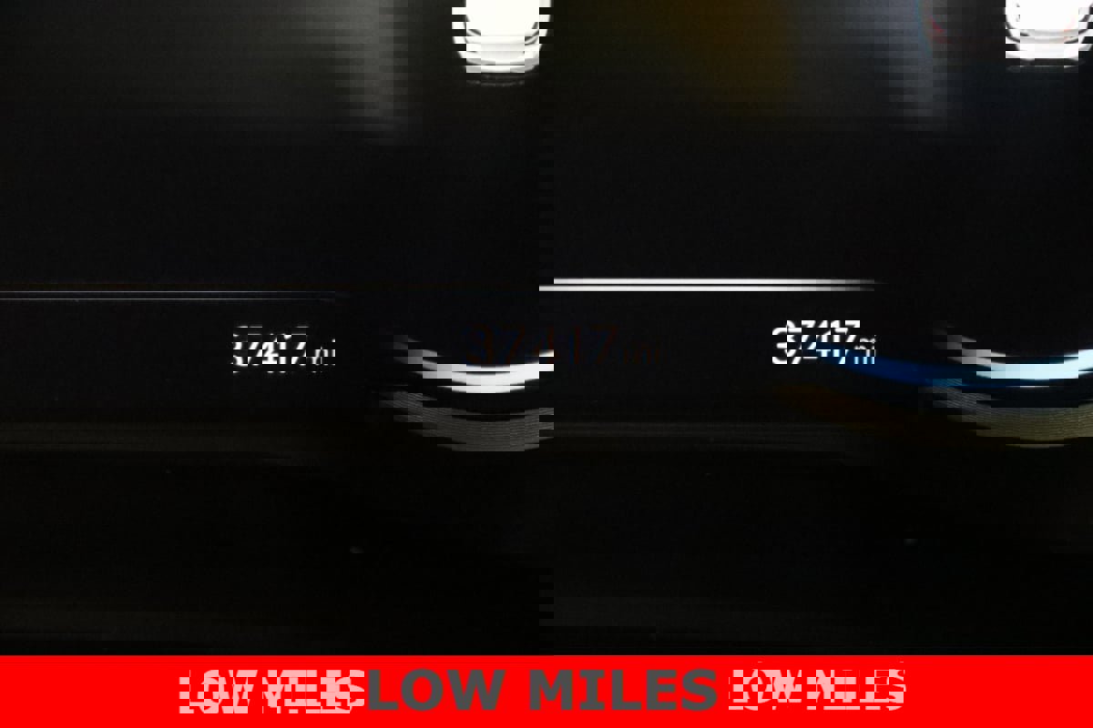 Used 2024 Genesis G70 2.5T image 15