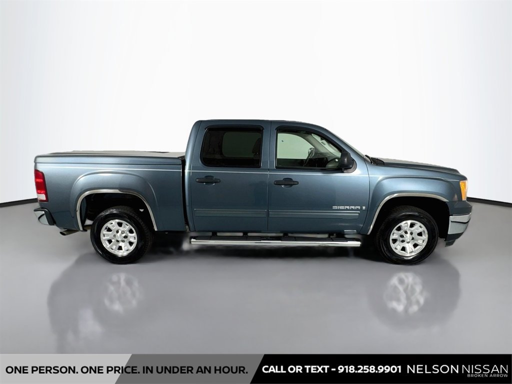 Used 2007 GMC Sierra 1500 SLE w/ SLE/SLT Trailering Package RWD image 4