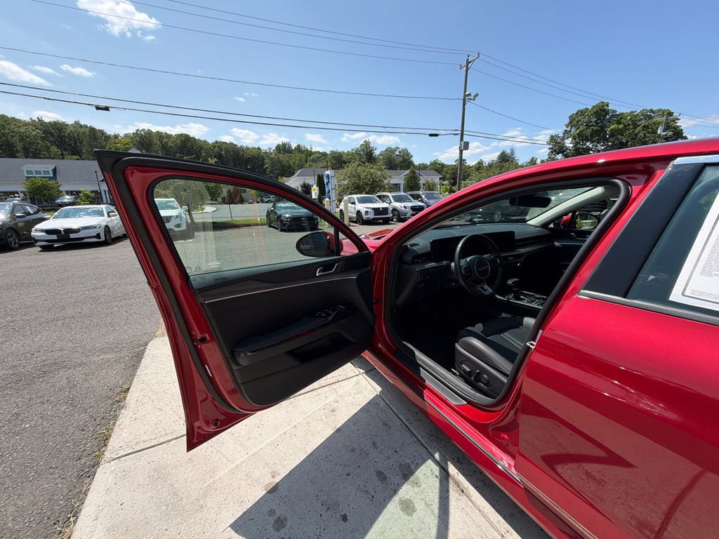 Used 2025 Kia K5 EX FWD image 11