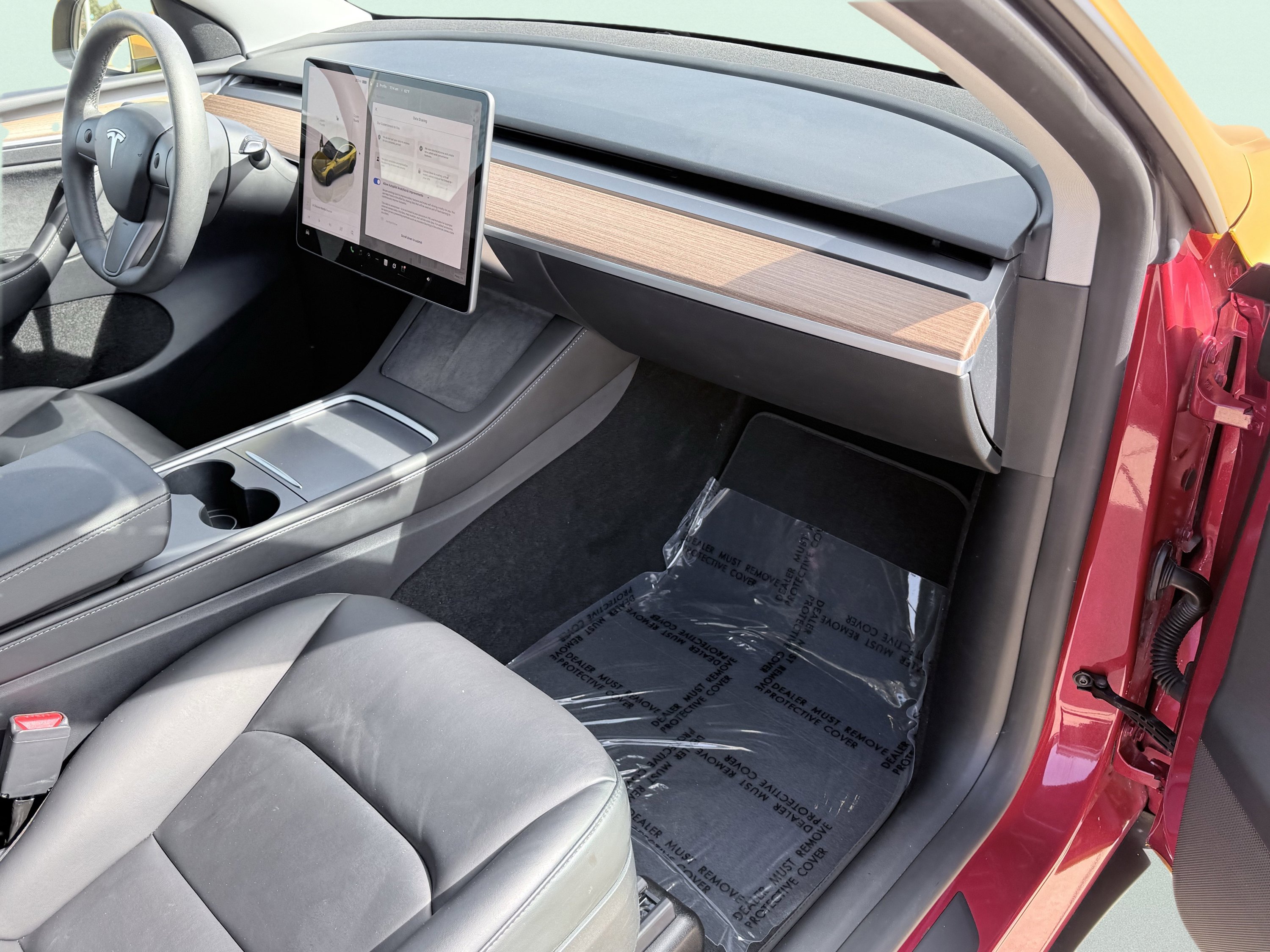 Used 2023 Tesla Model Y Performance image 45