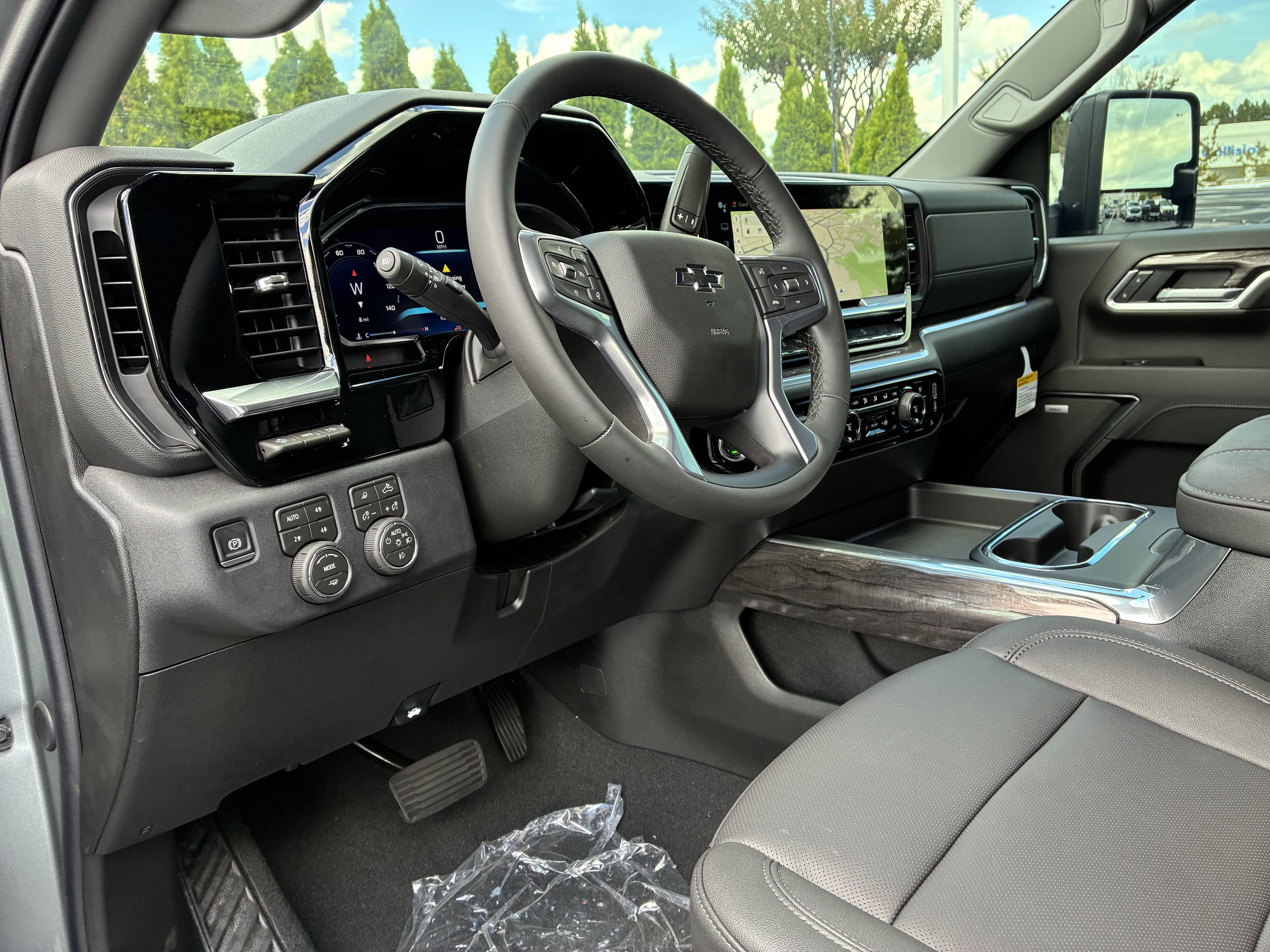 New 2026 Chevrolet Silverado 3500 LTZ w/ LTZ Plus Package AWD/4WD image 24