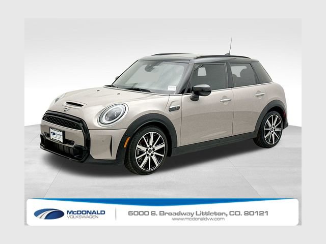 Used 2022 MINI Cooper S w/ Premium Package image 1