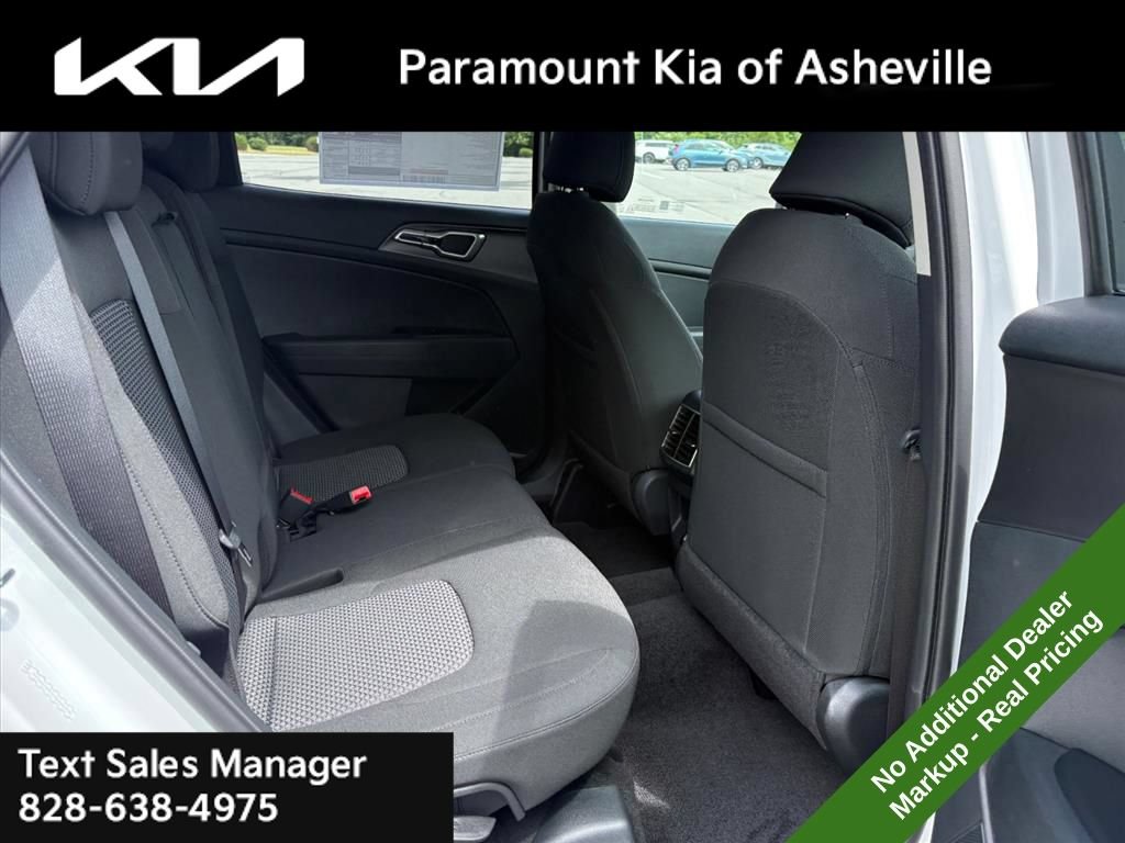 New 2026 Kia Sportage LX w/ LX Convenience Package AWD/4WD image 22