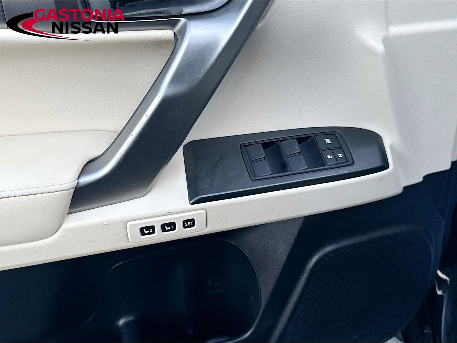 Used 2023 Lexus GX 460 Premium w/ Premium Package image 36