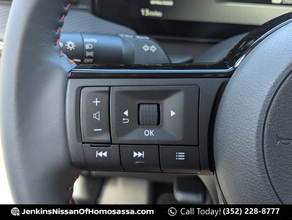 New 2026 Nissan Kicks SR FWD image 42