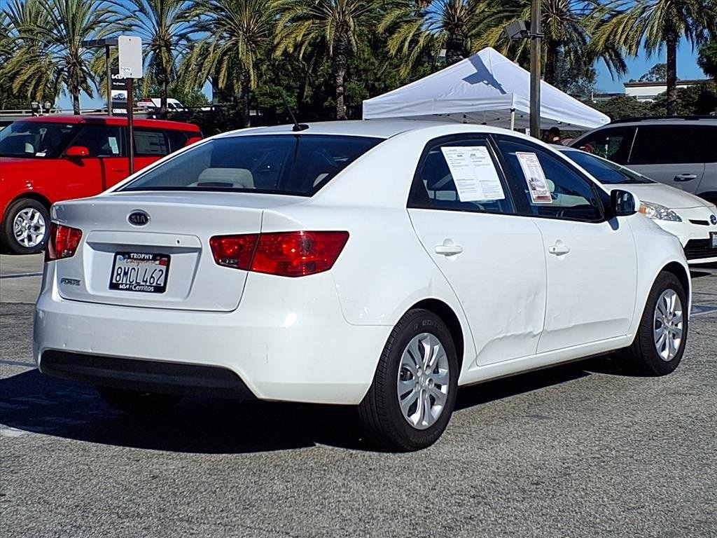 Used 2011 Kia Forte LX image 29