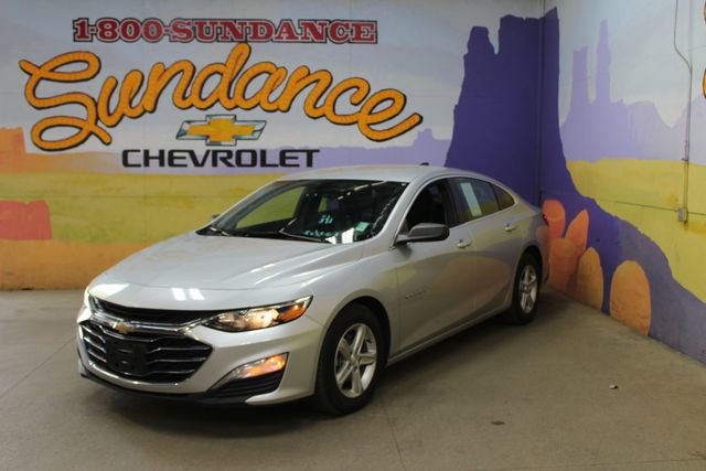 Used 2019 Chevrolet Malibu LS FWD image 2