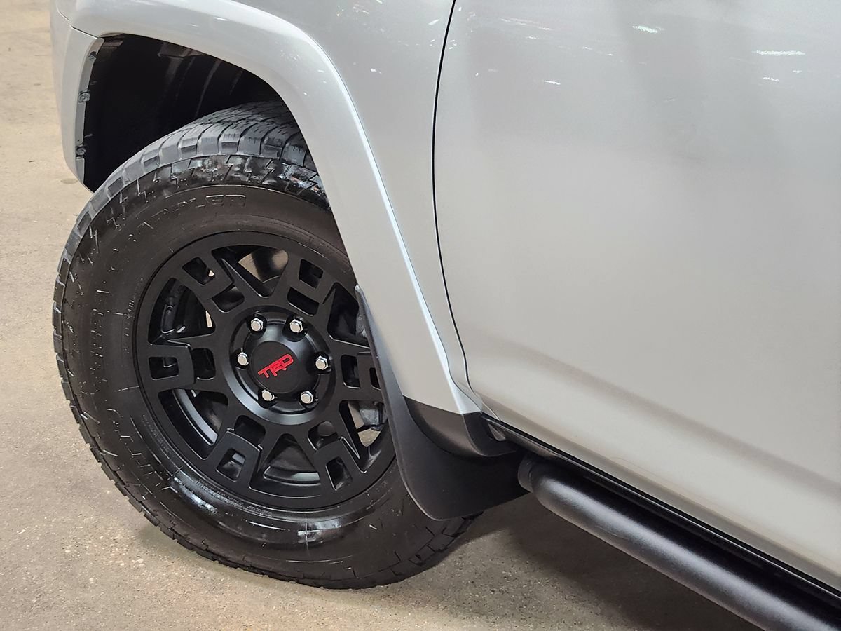 Used 2023 Toyota 4Runner TRD Off-Road Premium w/ Off Road Premium Plus Package AWD/4WD image 23