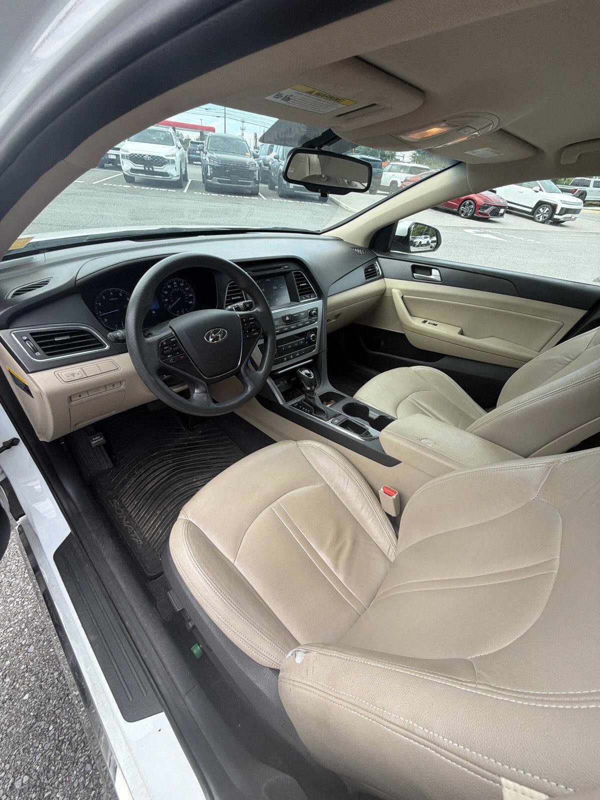 Used 2017 Hyundai Sonata Sport w/ Winter Weather Package FWD image 8