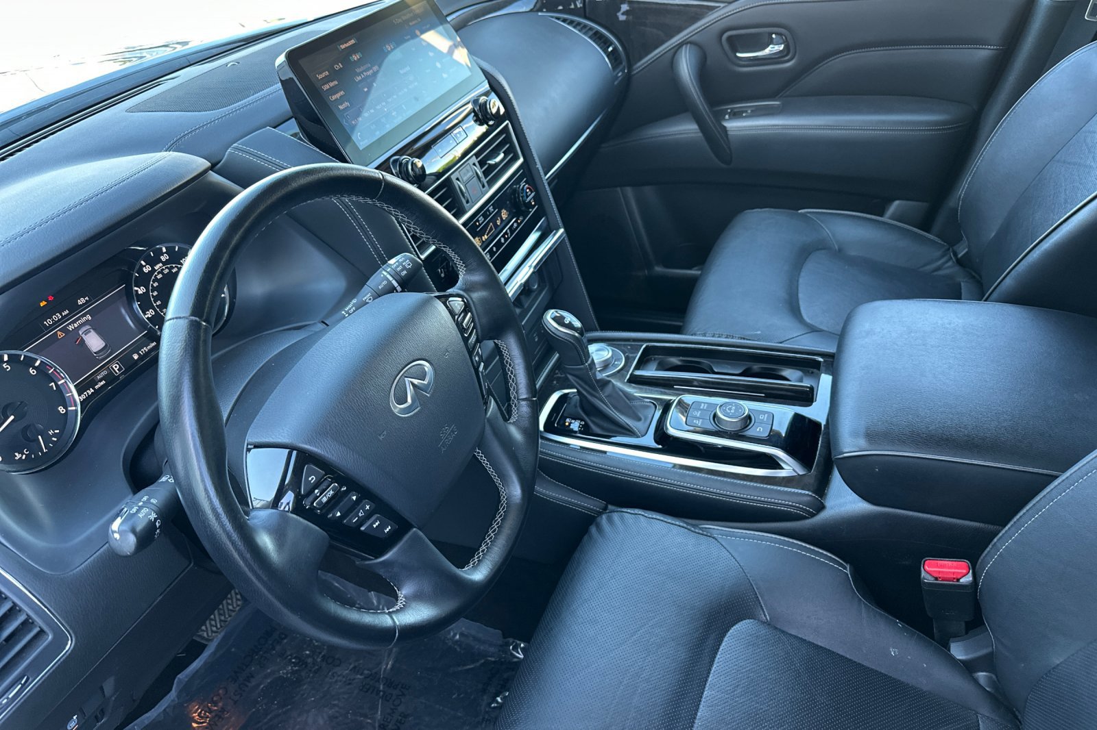 Used 2024 INFINITI QX80 Luxe image 10