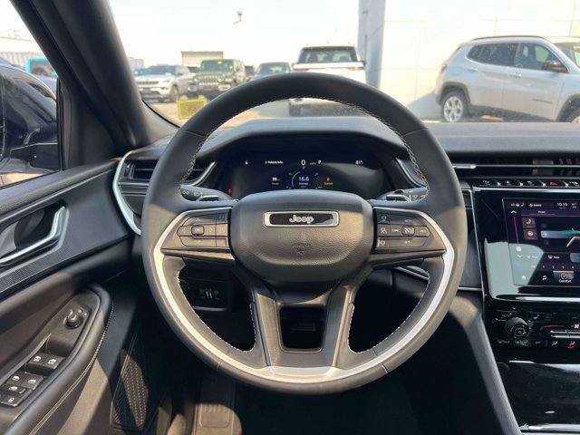 Used 2023 Jeep Grand Cherokee L Laredo AWD/4WD image 14