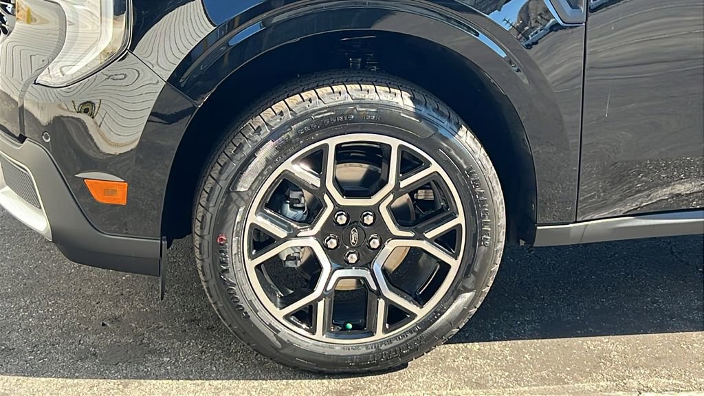 New 2025 Ford Maverick Lariat w/ 4K Tow Package image 6