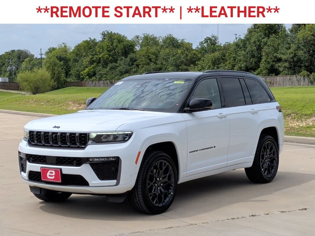 New 2026 Jeep Grand Cherokee Summit w/ Obsidian Package AWD/4WD image 3