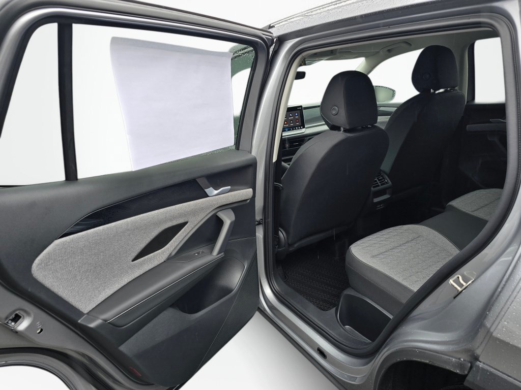 New 2026 Volkswagen Tiguan S AWD/4WD image 34