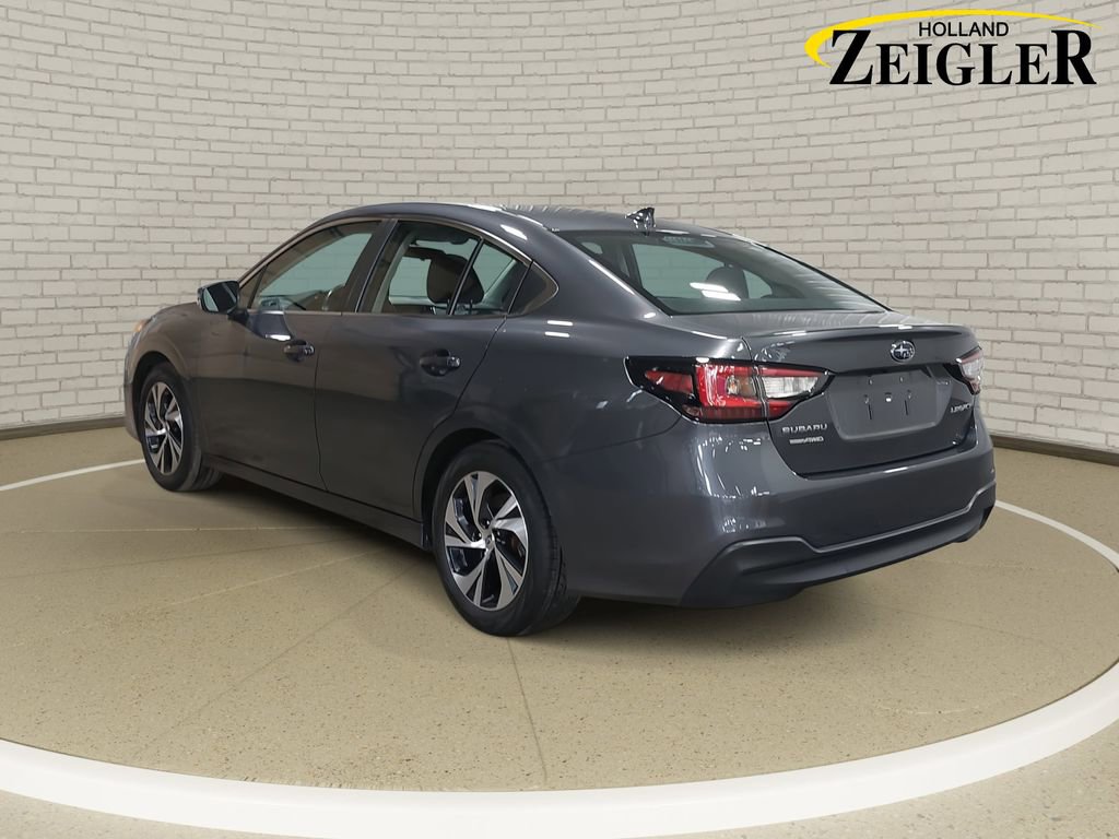 Used 2022 Subaru Legacy Premium image 7