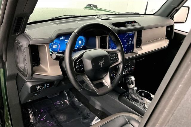 Used 2025 Ford Bronco Outer Banks image 15
