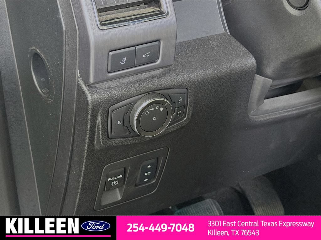 Used 2018 Ford Expedition Platinum RWD image 11
