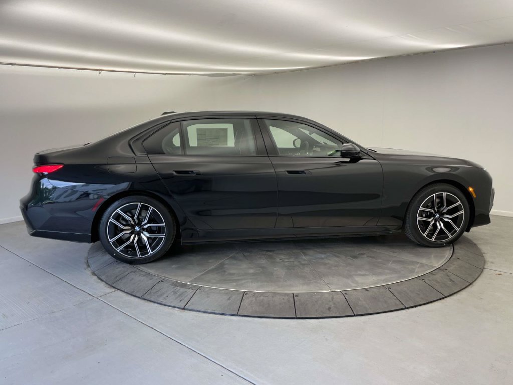 New 2026 BMW i7 xDrive60 AWD/4WD image 6