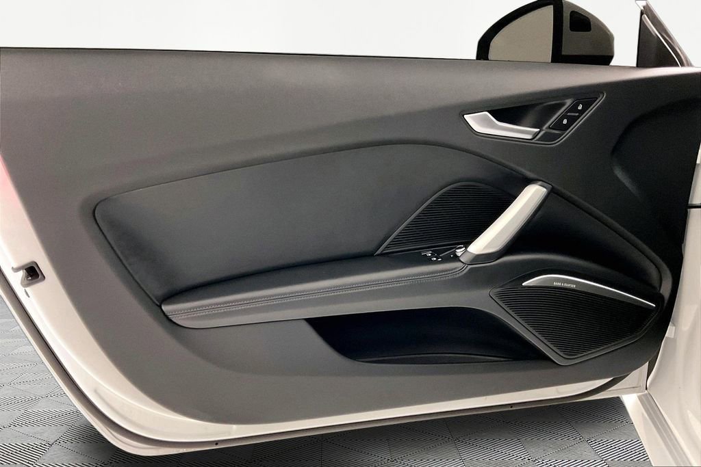 Used 2016 Audi TT 2.0T w/ Technology Package image 16