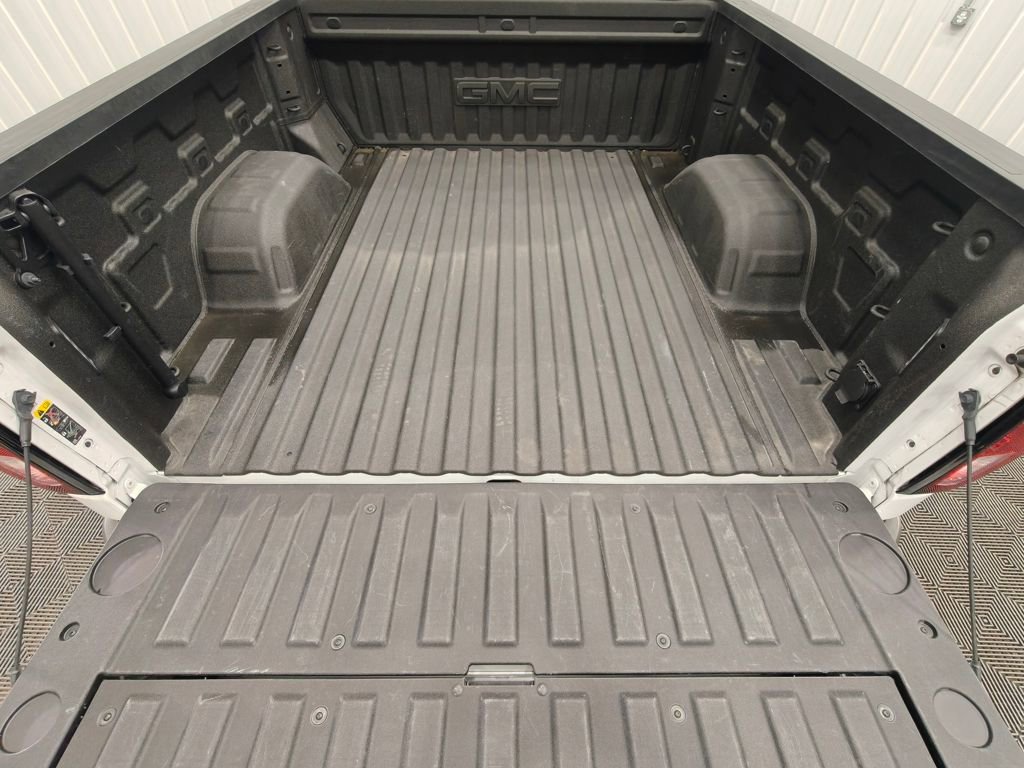 Used 2023 GMC Sierra 1500 Elevation image 25