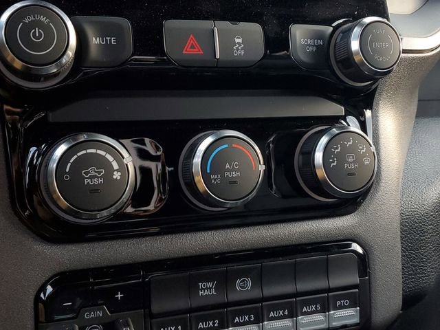 New 2026 RAM 3500 Tradesman w/ Chrome Appearance Group A AWD/4WD image 30