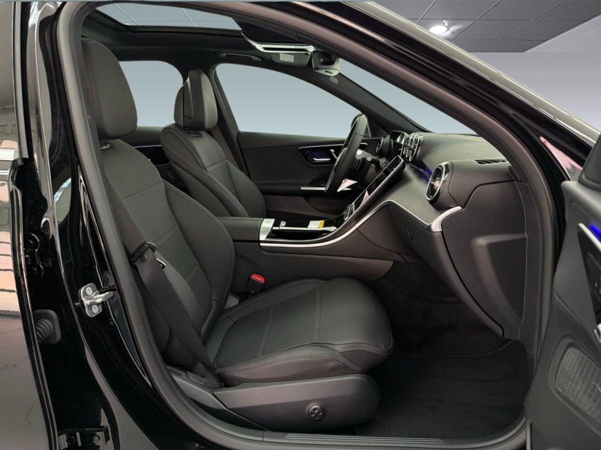 New 2026 Mercedes-Benz C 300 Sedan image 23