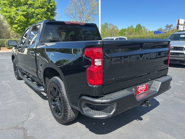 Used 2024 Chevrolet Silverado 1500 Custom w/ Turbomax Blackout Package image 9
