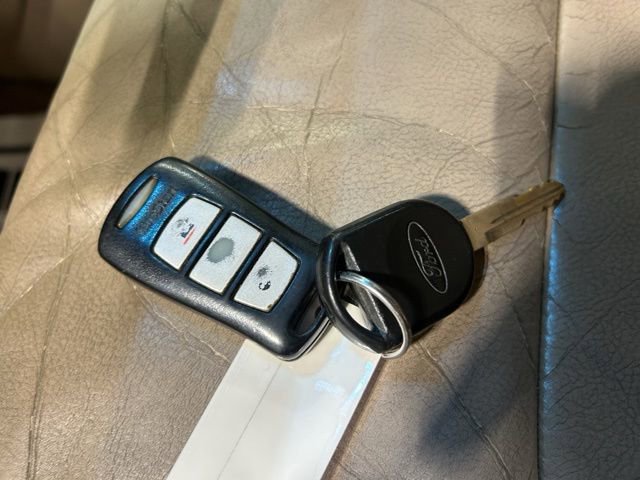 Used 2006 Ford Expedition XLT AWD/4WD image 28