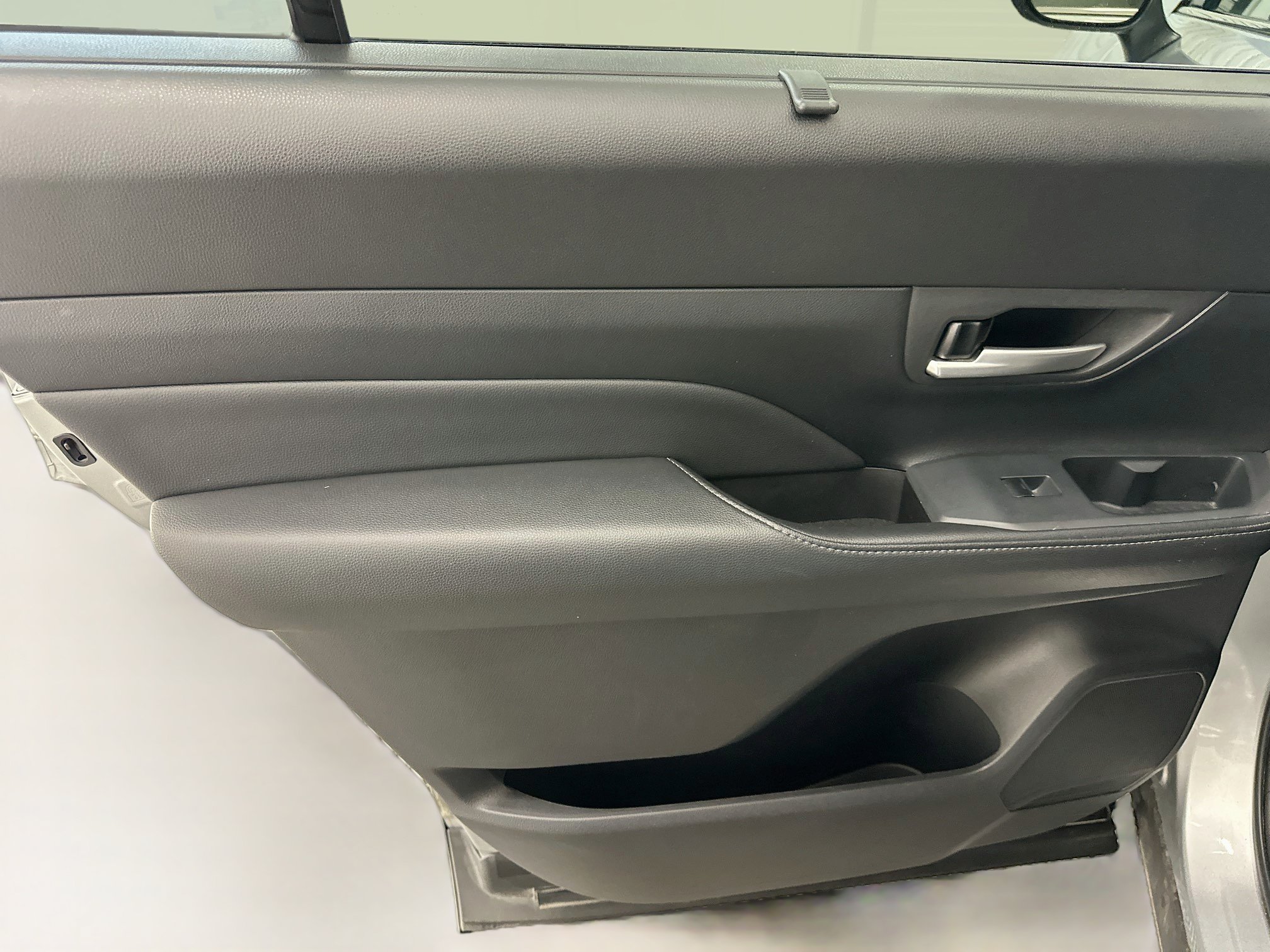 Used 2025 Toyota Grand Highlander AWD image 27