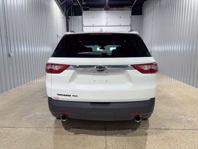 Used 2020 Chevrolet Traverse LT w/ LPO, Midnight Edition image 4