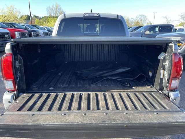 Used 2019 Toyota Tacoma TRD Sport AWD/4WD image 23